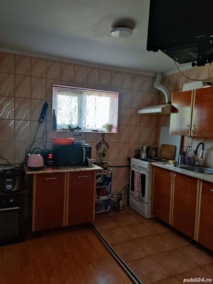 Casă cu 5 camere cu Teren 500 Mp în Berceni