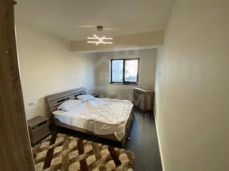 Apartament cu 3 camere semidecomandat în Central