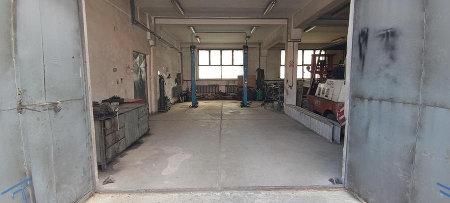 Spațiu industrial, de 200 mp, în Est