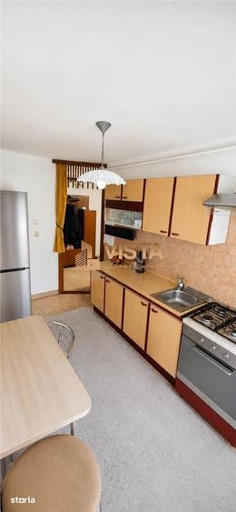 Apartament cu 3 camere în Florilor