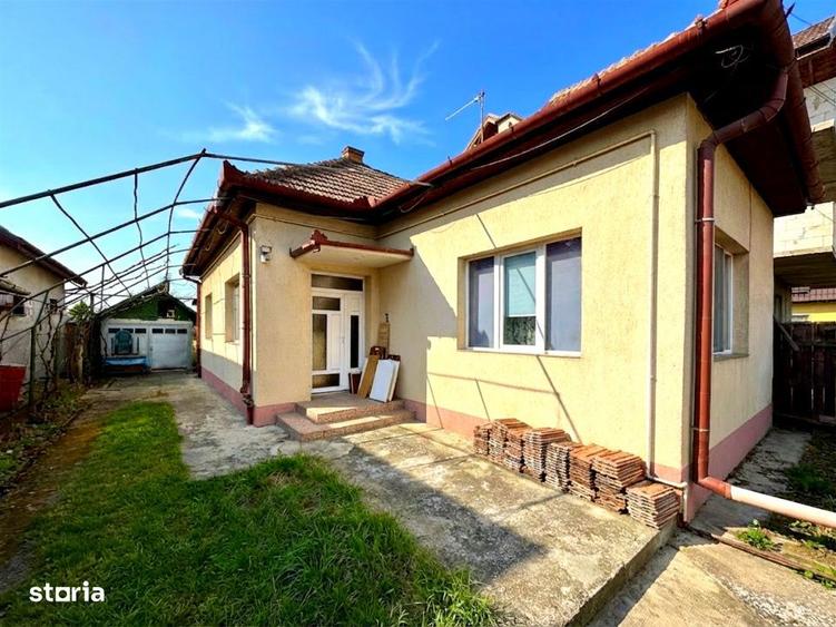 Casă cu 3 camere cu Canalizare în Someșeni