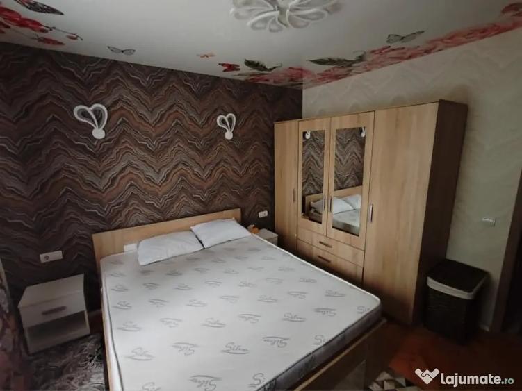 Apartament cu 2 camere decomandat în Faleză