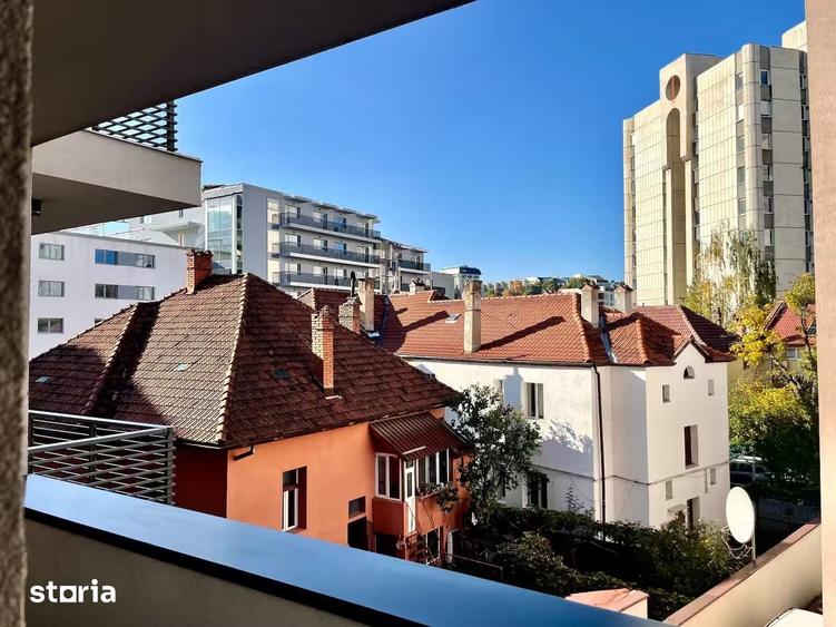 Apartament cu 2 camere în Centrul Civic