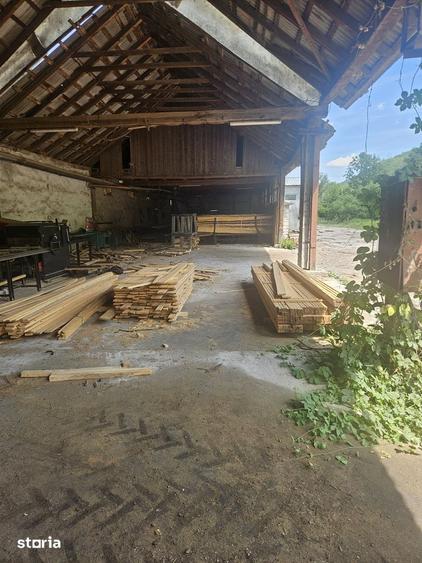Spațiu comercial, de 2,500 mp, în Nufărul
