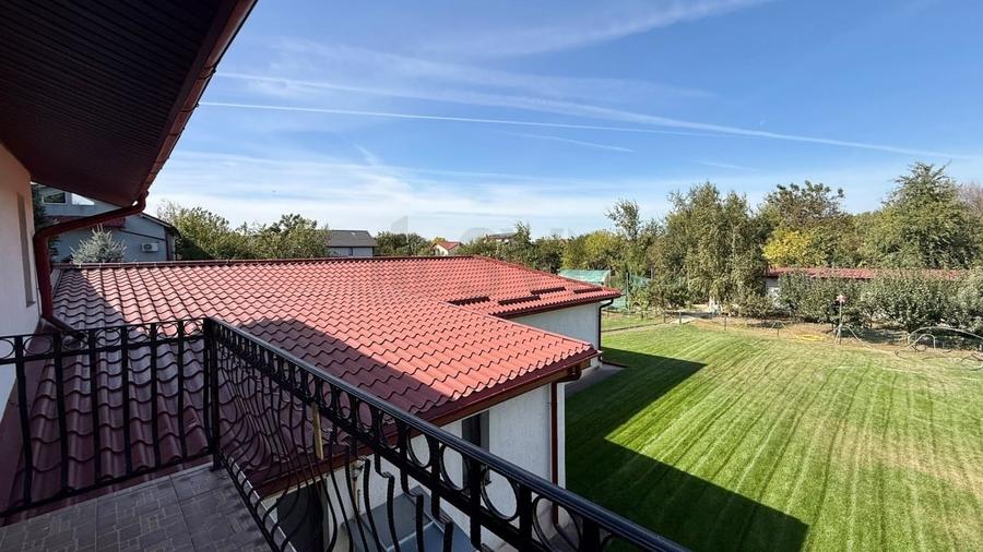 Casă individuală cu 10 camere cu Piscina în Nord