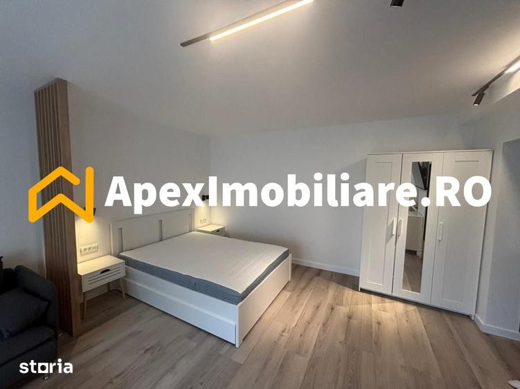 Garsonieră decomandată în Decebal