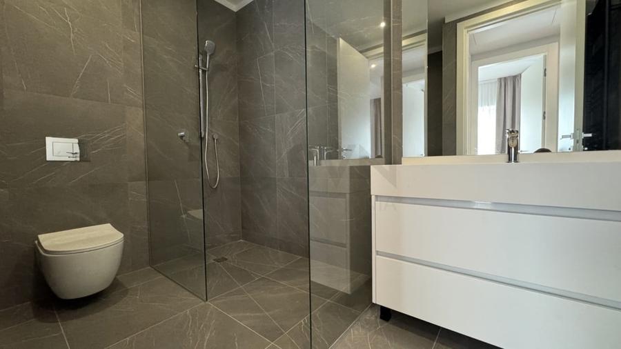 Apartament cu 2 camere decomandat în Barbu Văcărescu