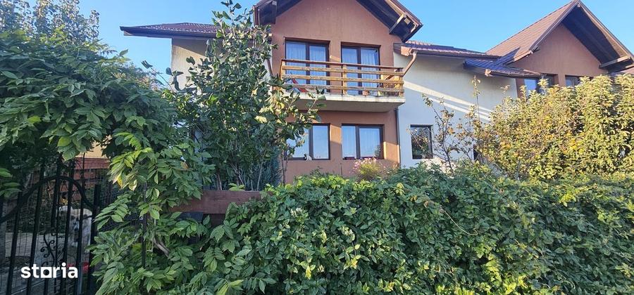 Casă cu 4 camere în Cug