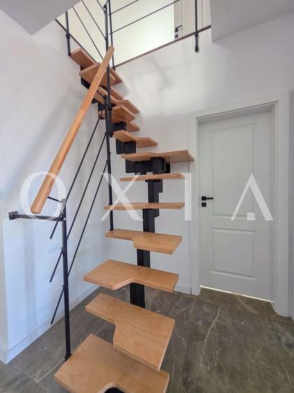 Duplex cu 4 camere cu Canalizare în Moșnița Nouă