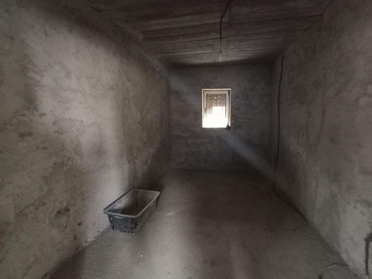 Casă individuală cu 5 camere cu Canalizare în Mailat