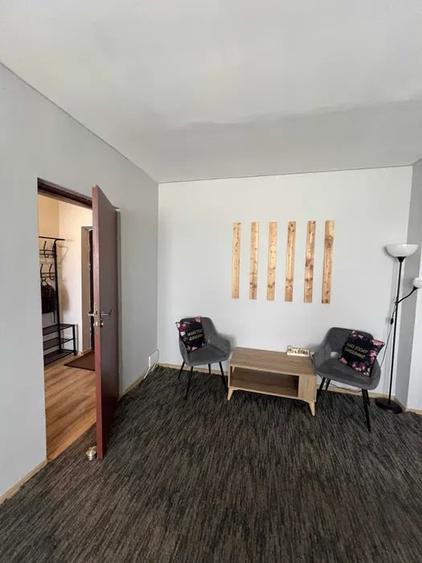 Apartament cu 2 camere decomandat, mobilat în Gruia