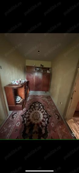 Casă cu 5 camere cu Teren 2000 Mp în Radomirești