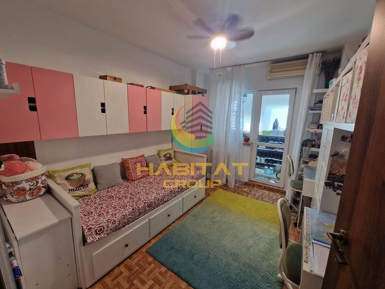 Apartament cu 4 camere semidecomandat, mobilat în Brâncoveanu
