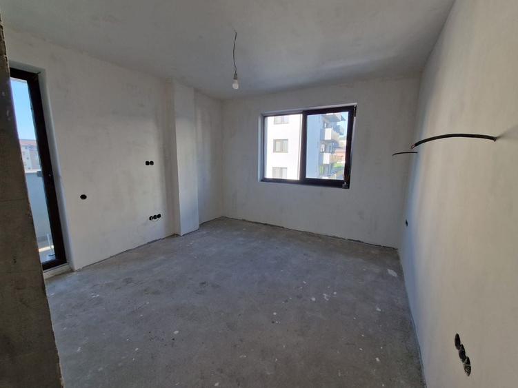 Apartament 3 camere, etaj 1, parcare subterana, boxa, 74 mp, Floresti - 20