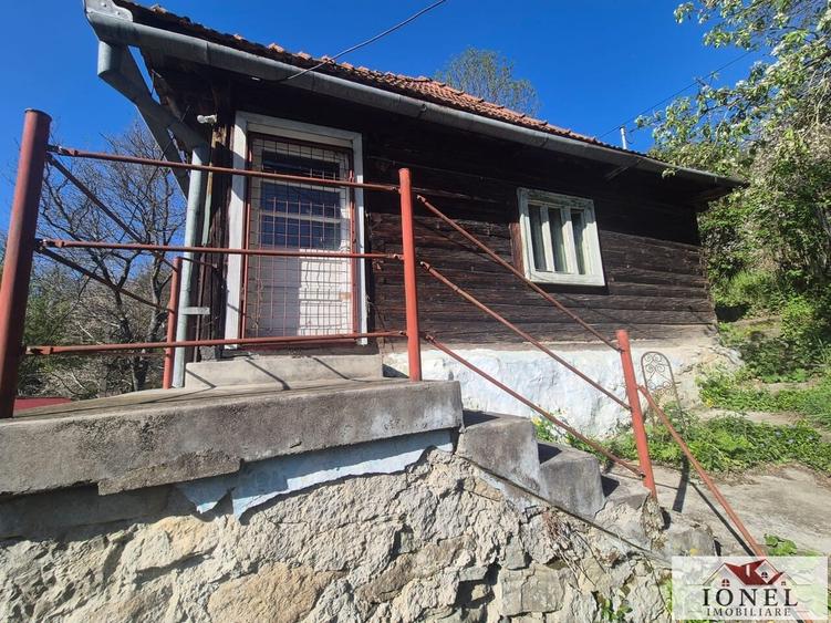 Casă individuală cu 3 camere cu Teren 2834 Mp în Ocoliș