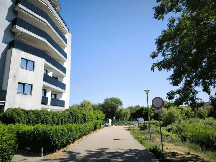 Apartament cu 2 camere în Între Lacuri