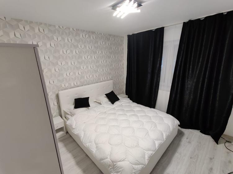 Apartament cu 2 camere semidecomandat în Craiovița Nouă