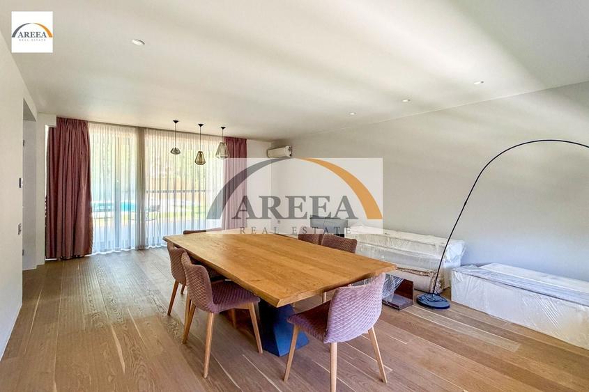 Casă individuală cu 6 camere cu Piscina în Iancu Nicolae