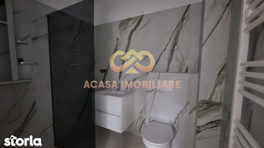 Apartament cu 3 camere decomandat în Galata