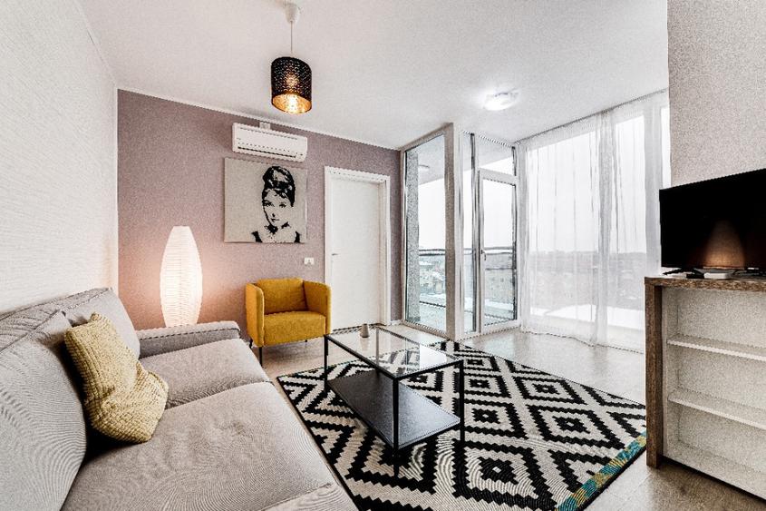 Apartament cu 2 camere semidecomandat în Ultracentral
