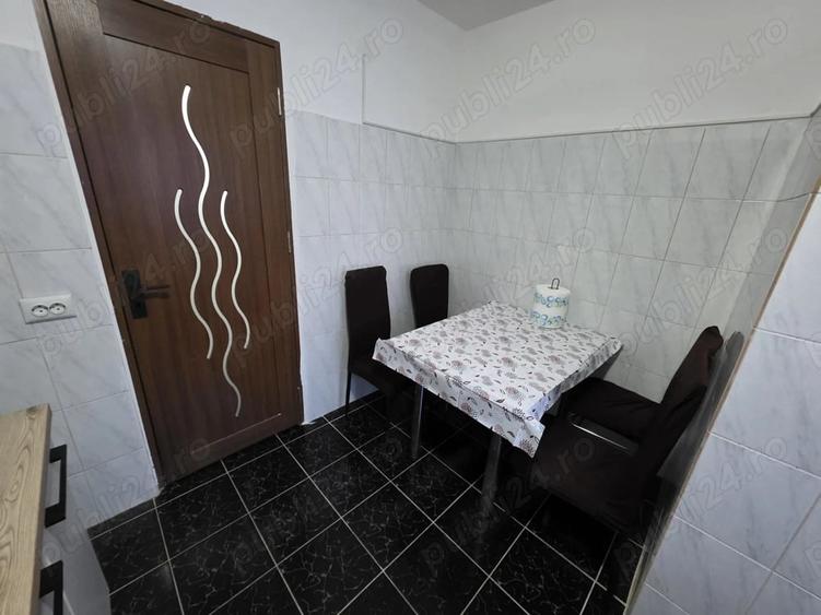 Apartament cu 2 camere semidecomandat în Exterior Vest