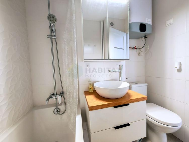 Apartament cu 2 camere semidecomandat, mobilat în Dristor