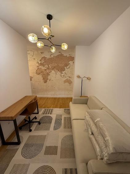 Apartament cu 4 camere semidecomandat, mobilat în Herăstrău