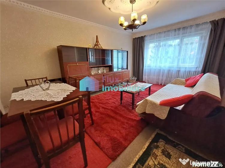 Apartament cu 3 camere decomandat în Obcini