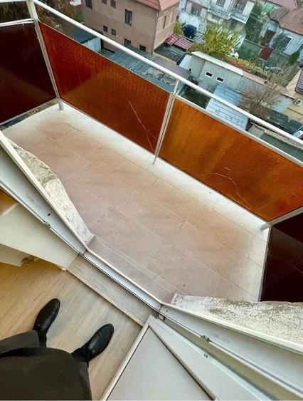 Apartament cu 2 camere semidecomandat în Șagului