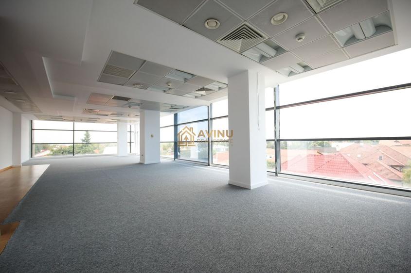 Spațiu comercial, de 400 mp, în Nord
