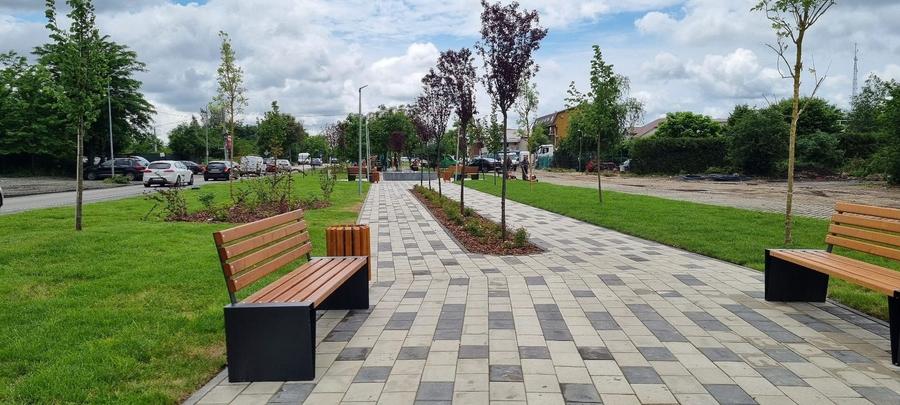 Casă individuală cu 5 camere cu Canalizare în Prelungirea Ghencea