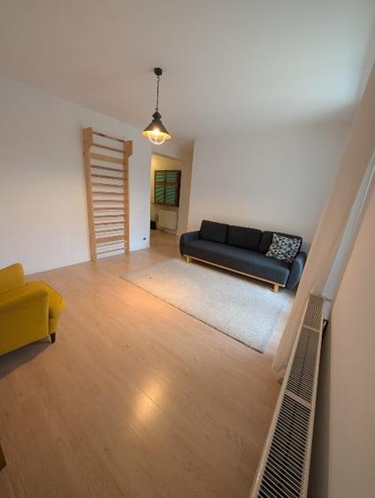 Apartament cu 2 camere decomandat, mobilat în Chitila