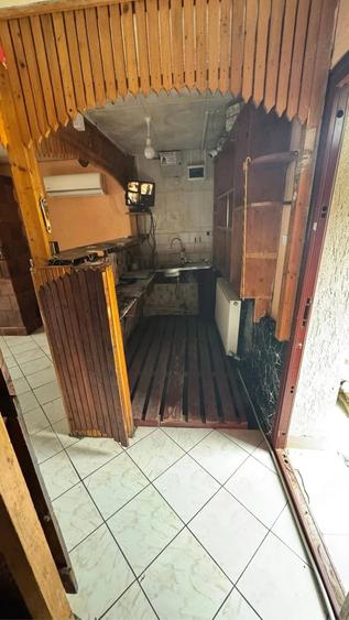Spațiu comercial, de 100 mp, în Central