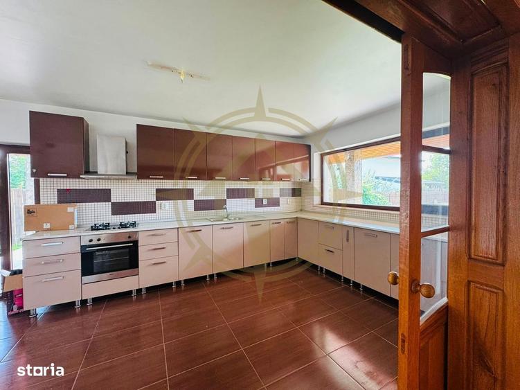 Casă cu 4 camere cu Teren 1192 Mp în Dârza