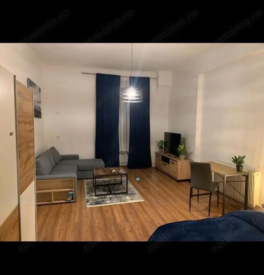 Apartament cu 2 camere, mobilat în Ultracentral