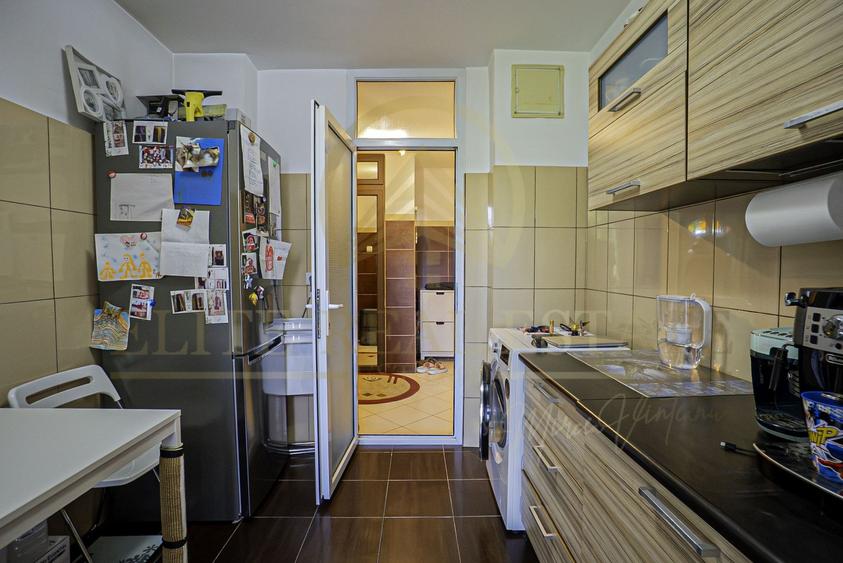 Apartament cu 2 camere decomandat, mobilat în Poarta 6