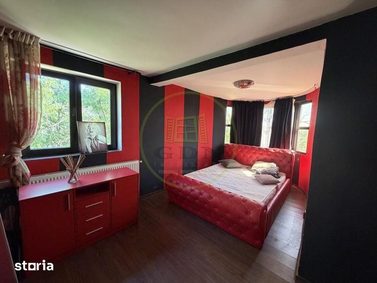 Casă cu 4 camere cu Teren 1250 Mp în Malu Mare