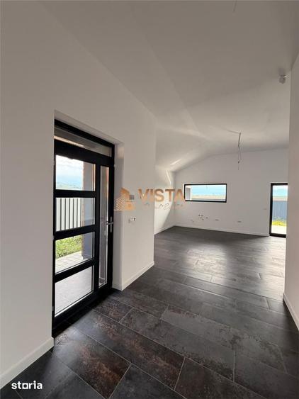 Casă cu 4 camere cu Teren 500 Mp în Central