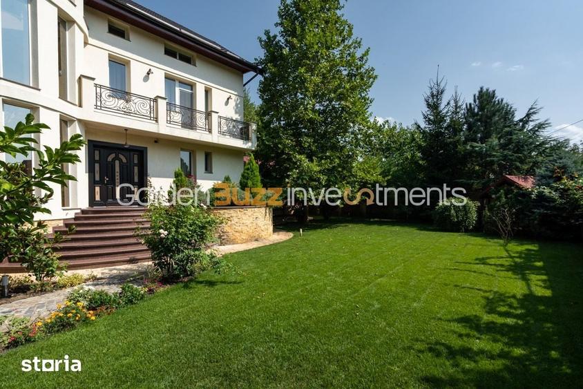 Casă cu 9 camere cu Teren 950 Mp în Băneasa