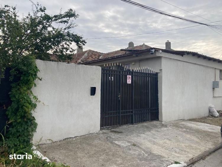Casă cu 4 camere cu Teren 110 Mp în Central