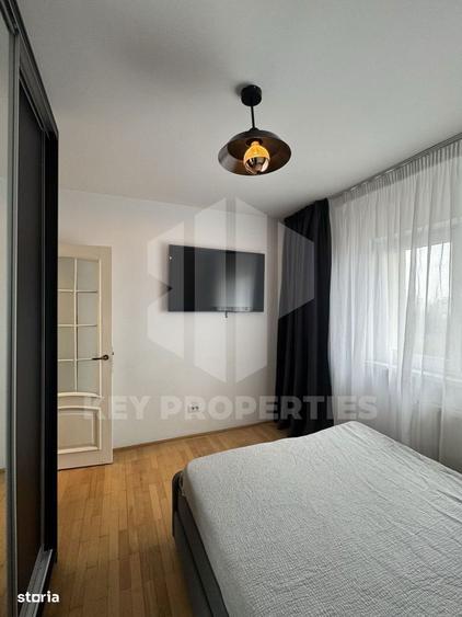 Apartament cu 3 camere, mobilat în Tineretului