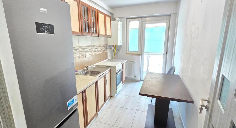 Apartament cu 2 camere decomandat, mobilat în Galata