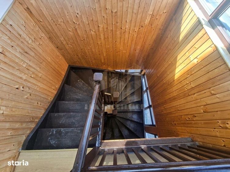 Apartament cu 4 camere decomandat în Irimești