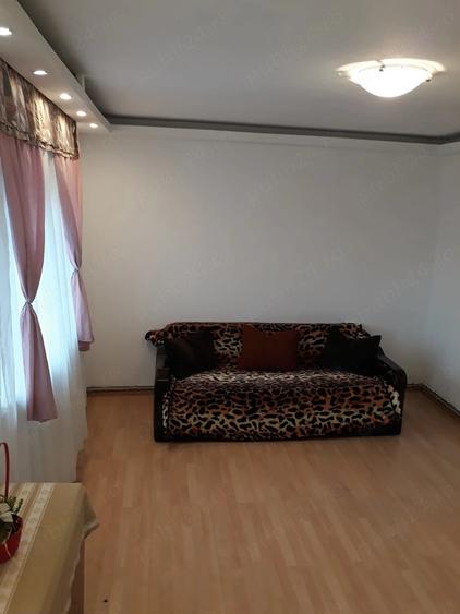 Inchiriez 3 camere Racadau Bra?ov - 3