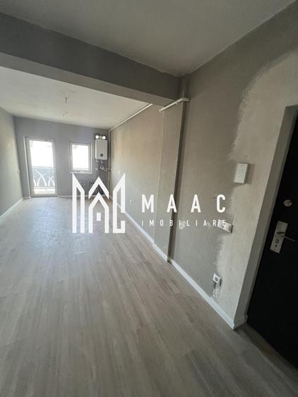 Apartament cu 4 camere decomandat în Turnișor