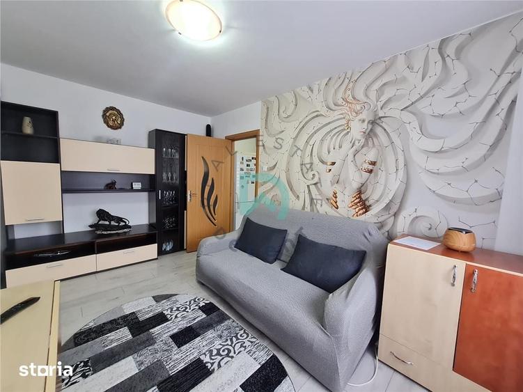 Apartament cu 2 camere semidecomandat în Florilor