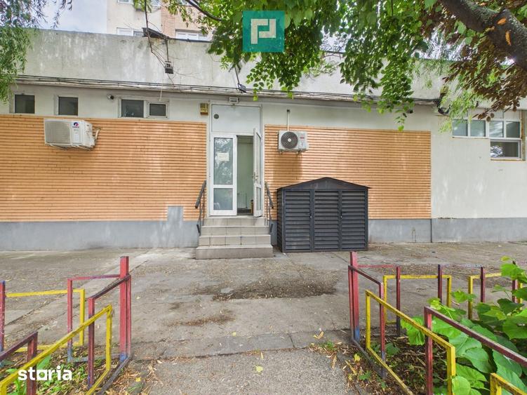 Spațiu comercial, de 245 mp, în Șega