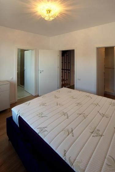 Duplex cu 4 camere cu Teren 150 Mp în Central