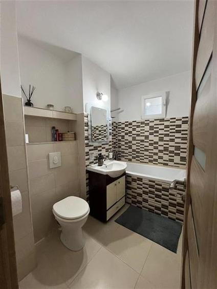 Apartament cu 2 camere decomandat, mobilat în Girocului