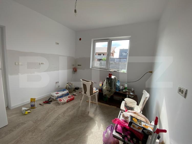 Duplex cu 4 camere cu Canalizare în Moșnița Nouă